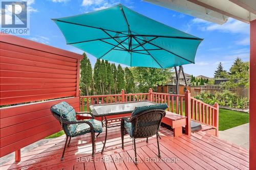 7712 South Wood Drive, Niagara Falls, ON - Outdoor With Deck Patio Veranda With Exterior