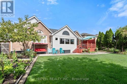 7712 South Wood Drive, Niagara Falls, ON - Outdoor