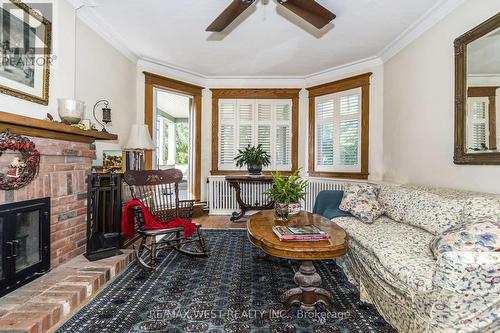 9 A&B Humewood Drive, Toronto, ON - Indoor Photo Showing Living Room With Fireplace