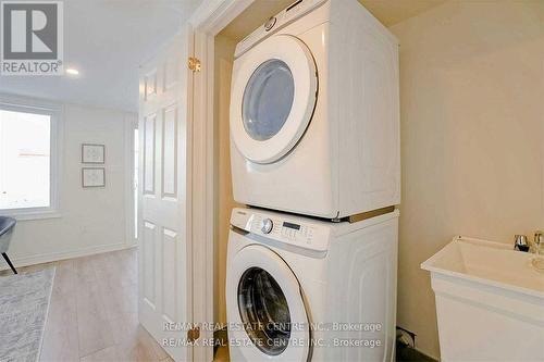 259 Danzatore Path, Oshawa, ON - Indoor Photo Showing Laundry Room