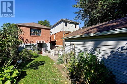 1 Doncaster Avenue, Toronto, ON - Outdoor