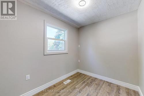 180 Olde Bayview Avenue, Richmond Hill, ON - Indoor Photo Showing Other Room