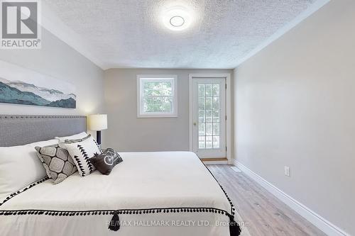 180 Olde Bayview Avenue, Richmond Hill, ON - Indoor Photo Showing Bedroom