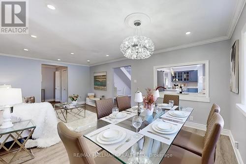 180 Olde Bayview Avenue, Richmond Hill, ON - Indoor Photo Showing Dining Room