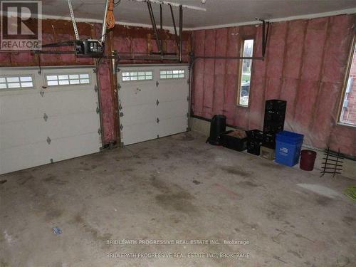 8 Heritage Road, Innisfil, ON - Indoor Photo Showing Garage