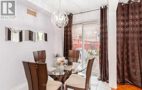 3875 Allcroft Road, Mississauga, ON - Indoor Photo Showing Dining Room