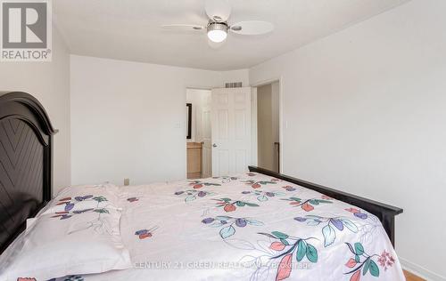 3875 Allcroft Road, Mississauga, ON - Indoor Photo Showing Bedroom