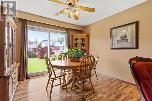 40 Gaspare Drive, Port Colborne, ON - Indoor Photo Showing Dining Room