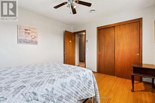 40 Gaspare Drive, Port Colborne, ON - Indoor Photo Showing Bedroom