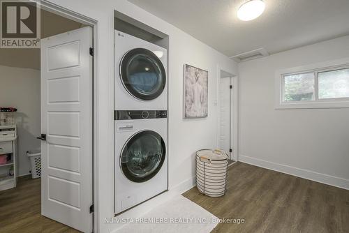 256 Pearl Street, North Middlesex (Parkhill), ON - Indoor Photo Showing Laundry Room