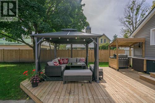 256 Pearl Street, North Middlesex (Parkhill), ON - Outdoor With Deck Patio Veranda