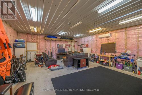 256 Pearl Street, North Middlesex (Parkhill), ON - Indoor Photo Showing Other Room