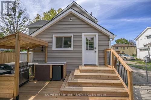 256 Pearl Street, North Middlesex (Parkhill), ON - Outdoor