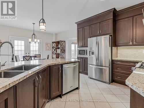 25 Keenan Drive, Adjala-Tosorontio, ON - Indoor Photo Showing Kitchen With Double Sink