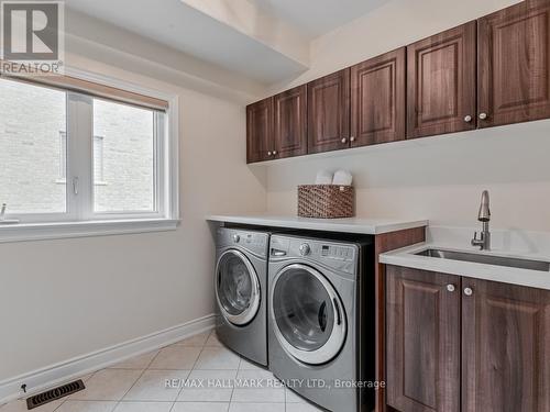 25 Keenan Drive, Adjala-Tosorontio, ON - Indoor Photo Showing Laundry Room