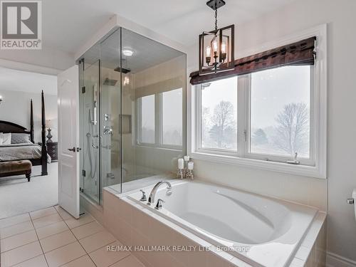 25 Keenan Drive, Adjala-Tosorontio, ON - Indoor Photo Showing Bathroom