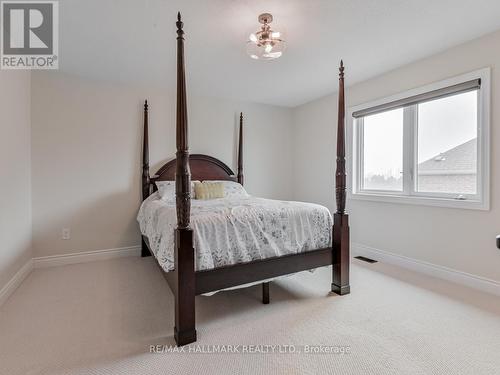 25 Keenan Drive, Adjala-Tosorontio, ON - Indoor Photo Showing Bedroom