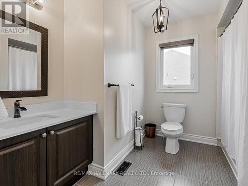 25 Keenan Drive, Adjala-Tosorontio, ON - Indoor Photo Showing Bathroom