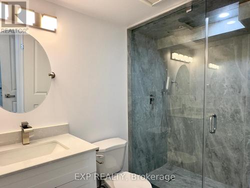 21 Coldwell Bay Circle, Vaughan, ON - Indoor Photo Showing Bathroom