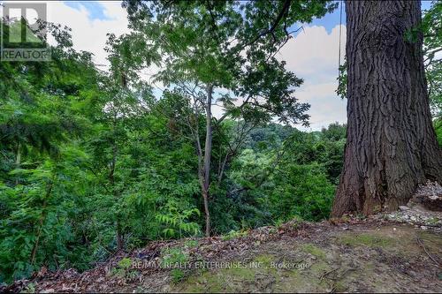 100 Old Mill Road, Toronto, ON - Outdoor