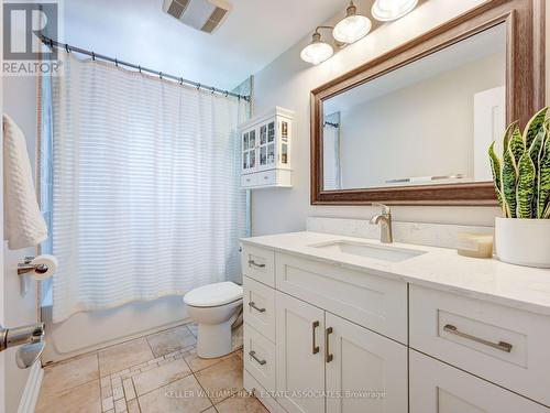 5 Core Crescent, Brampton, ON - Indoor Photo Showing Bathroom