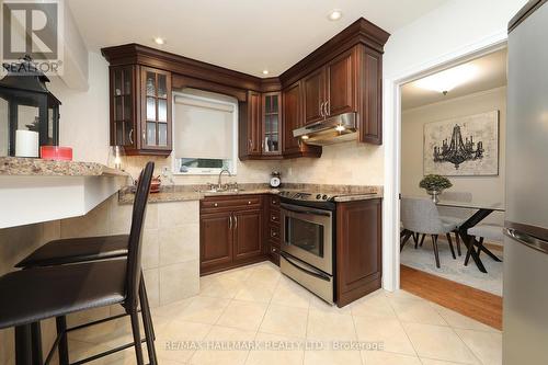 15 Smallwood Drive, Toronto, ON - Indoor Photo Showing Kitchen