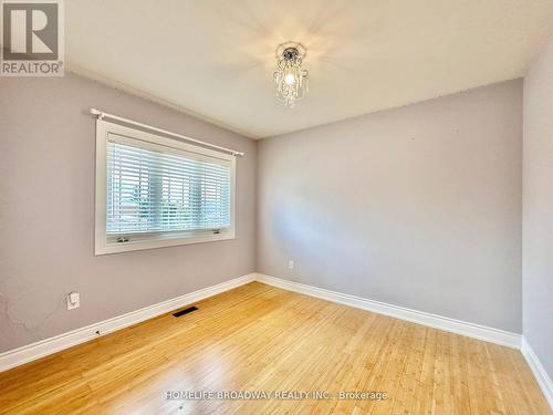 941 Blyleven Boulevard, Mississauga, ON - Indoor Photo Showing Other Room