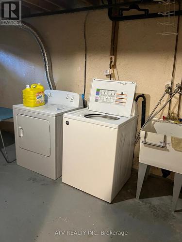 146 - 17 Old Pine Trail, St. Catharines, ON - Indoor Photo Showing Laundry Room