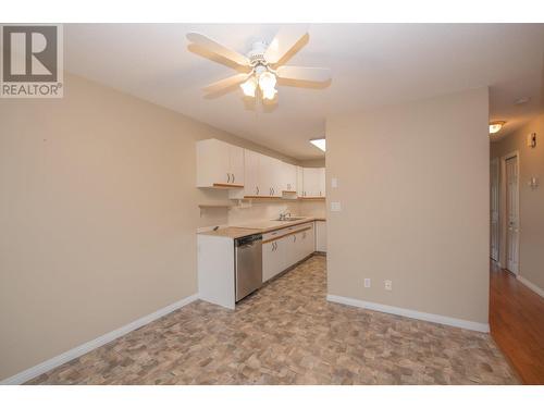 501 Kildonan Avenue Unit# 9, Enderby, BC - Indoor Photo Showing Kitchen