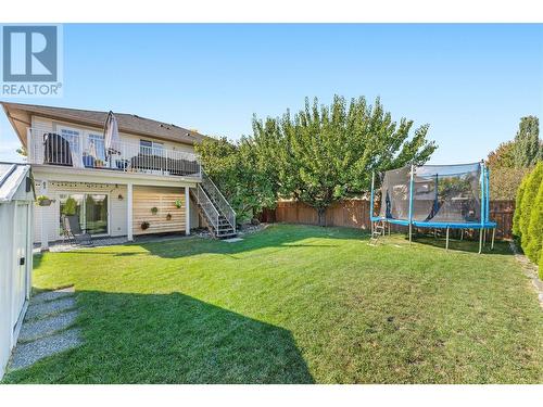 300 Murray Crescent, Kelowna, BC - Outdoor With Deck Patio Veranda With Backyard