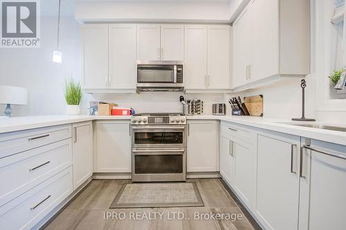 26 - 33 Jarvis Street, Brantford, ON - Indoor Photo Showing Kitchen