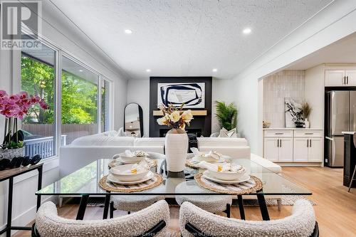 91 Woodlawn, Kingsville, ON - Indoor Photo Showing Dining Room