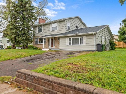 12 Edinburgh Drive, Charlottetown, PE 