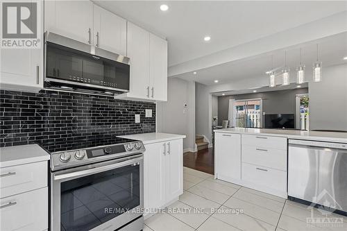 19 - 3333 Mccarthy Road, Ottawa, ON - Indoor Photo Showing Kitchen