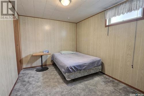 1447 6Th Street E, Prince Albert, SK - Indoor Photo Showing Bedroom