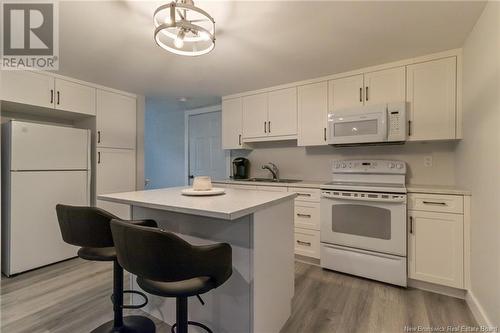 35 Lionel Street, Bouctouche, NB - Indoor Photo Showing Kitchen With Double Sink