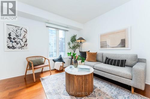 1110 - 50 East Liberty Street, Toronto, ON - Indoor Photo Showing Living Room