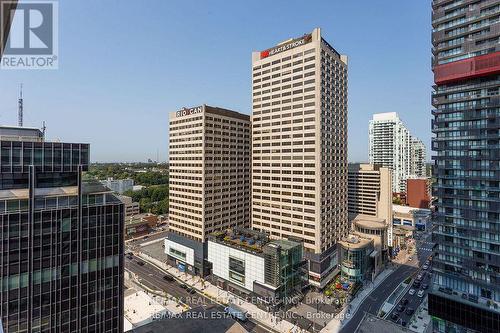 1910 - 2221 Yonge Street, Toronto, ON - Outdoor With Facade