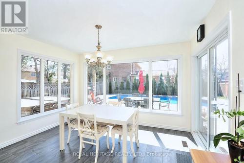 617 Weyburn Square N, Pickering, ON - Indoor Photo Showing Dining Room