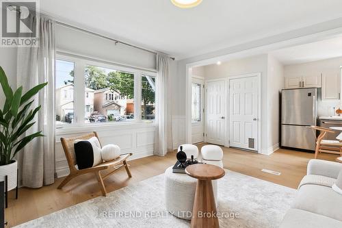 212 Mcintosh Street, Toronto, ON - Indoor Photo Showing Living Room