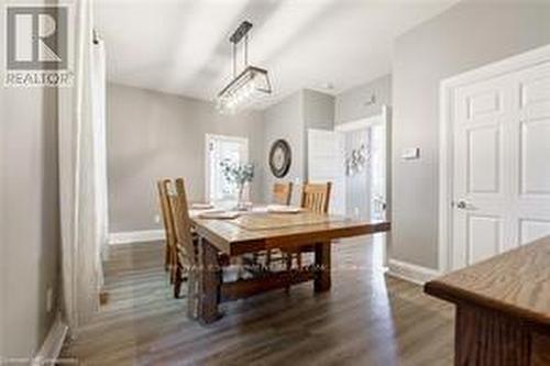 8 Talbot Street W, Haldimand, ON - Indoor Photo Showing Dining Room