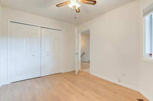 25-2200 Gordon Drive, Kelowna, BC - Indoor Photo Showing Other Room