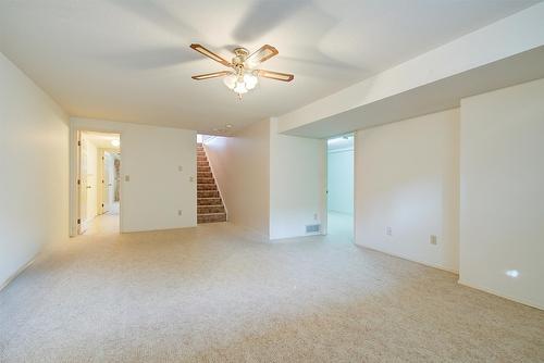 25-2200 Gordon Drive, Kelowna, BC - Indoor Photo Showing Other Room