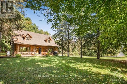 6758 Newton Road, Prescott And Russell, ON - Outdoor With Deck Patio Veranda