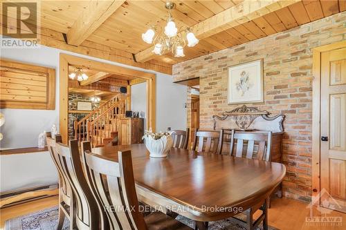 6758 Newton Road, Prescott And Russell, ON - Indoor Photo Showing Dining Room