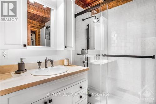 6758 Newton Road, Prescott And Russell, ON - Indoor Photo Showing Bathroom