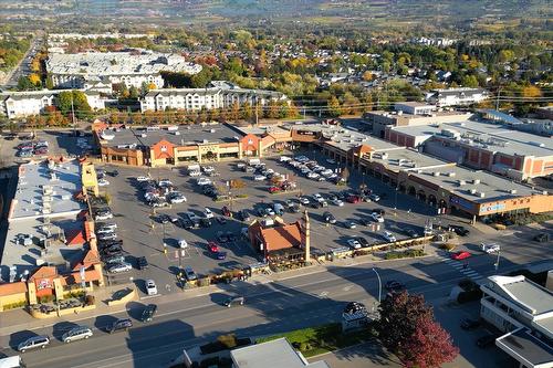 424-3160 Casorso Road, Kelowna, BC - Outdoor With View