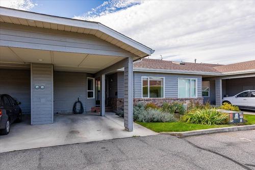 7-1167 Brookside Avenue, Kelowna, BC - Outdoor