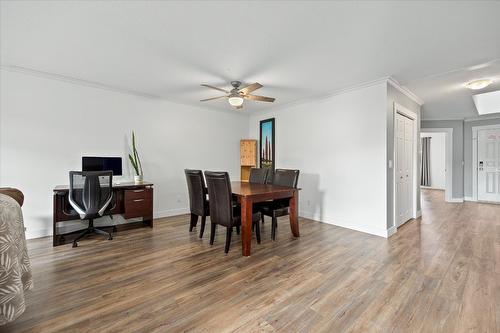 7-1167 Brookside Avenue, Kelowna, BC - Indoor Photo Showing Dining Room