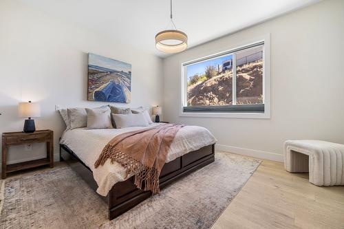 3004 Shaleview Drive, West Kelowna, BC - Indoor Photo Showing Bedroom